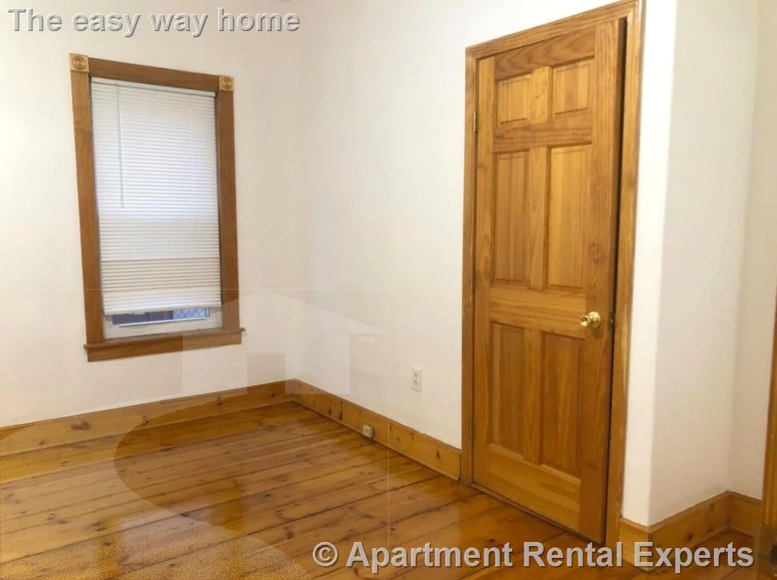 3 bed, 1 bath apartment for rent at 189 Lowell St Unit 1, Spring Hill — photo 11 of 11
