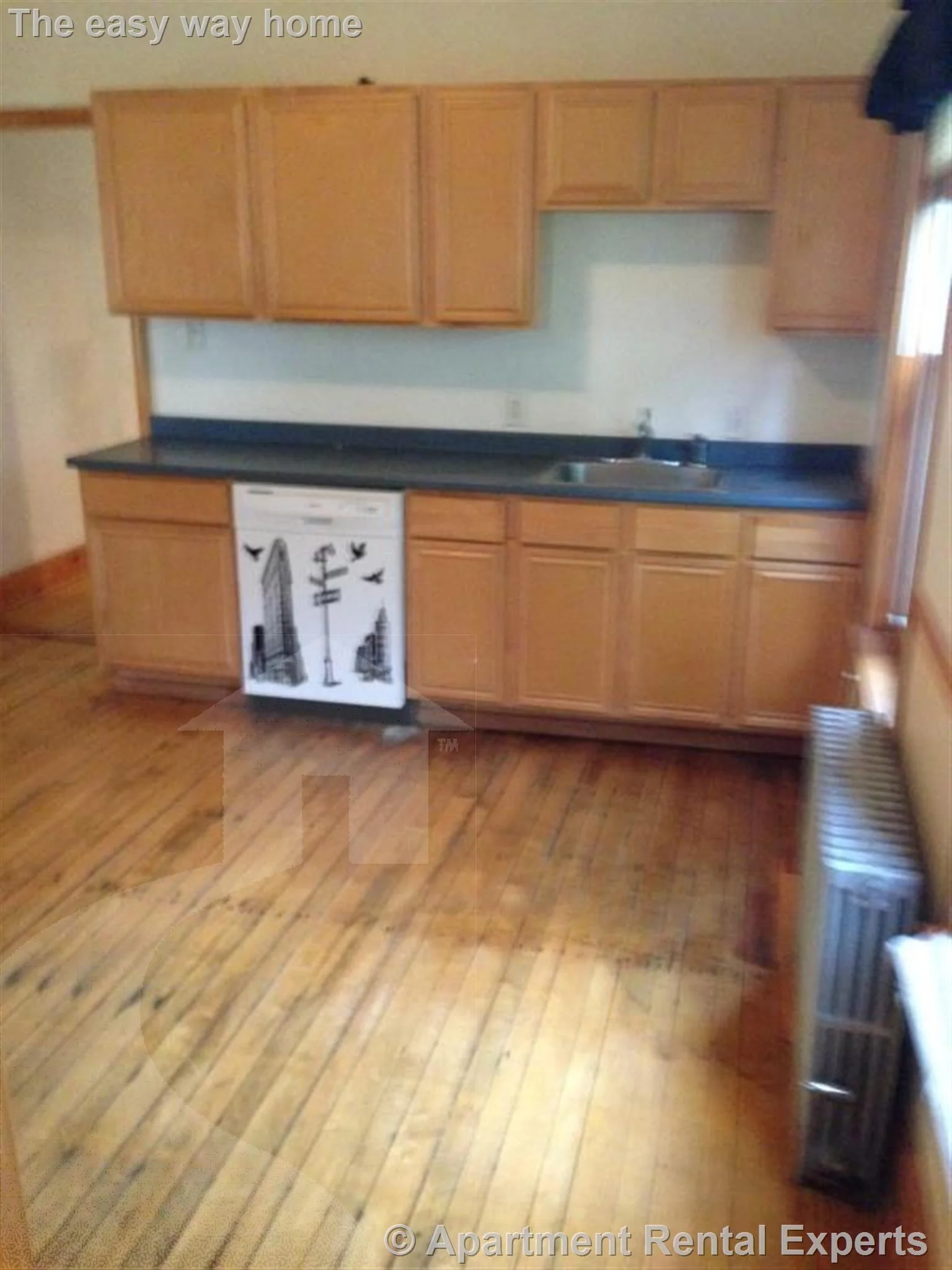 3 bed, 1 bath apartment for rent at 189 Lowell St Unit 1, Spring Hill — photo 1 of 7