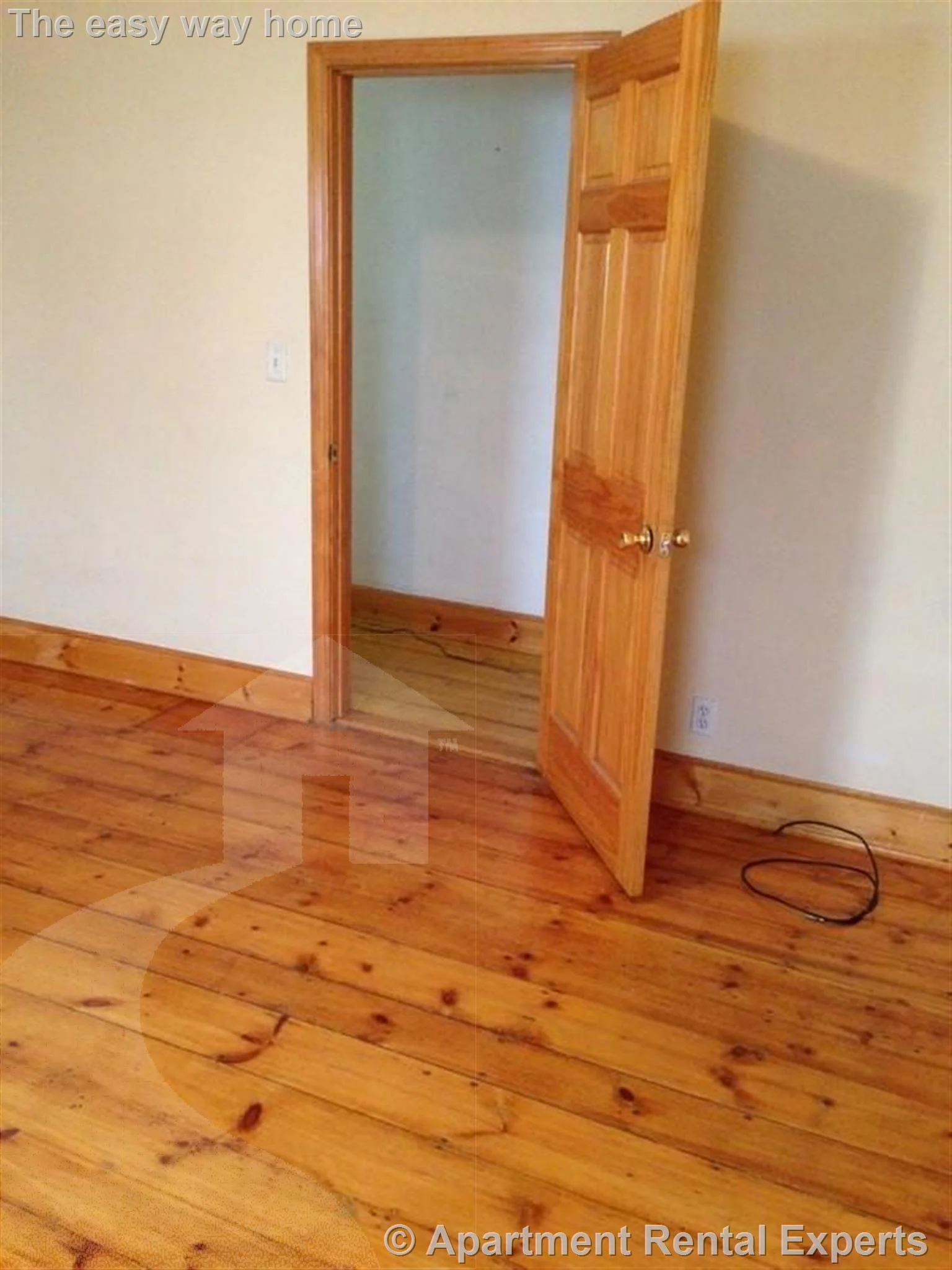 3 bed, 1 bath apartment for rent at 189 Lowell St Unit 1, Spring Hill — photo 7 of 7