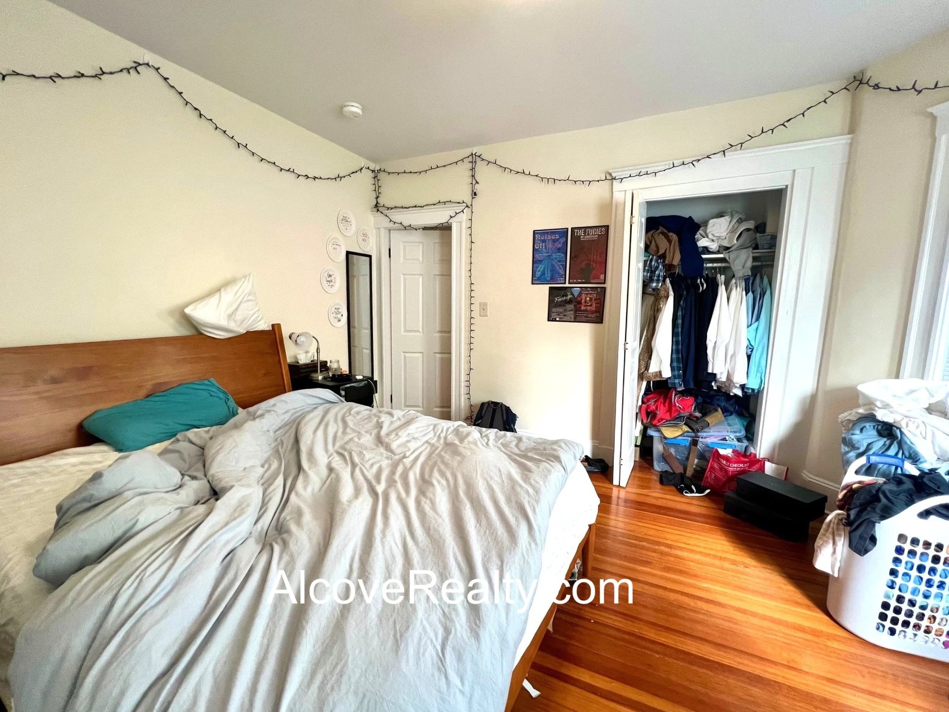 3 bed, 1 bath apartment for rent at 189 Powder House Boulevard Unit 1, West Somerville — photo 10 of 13