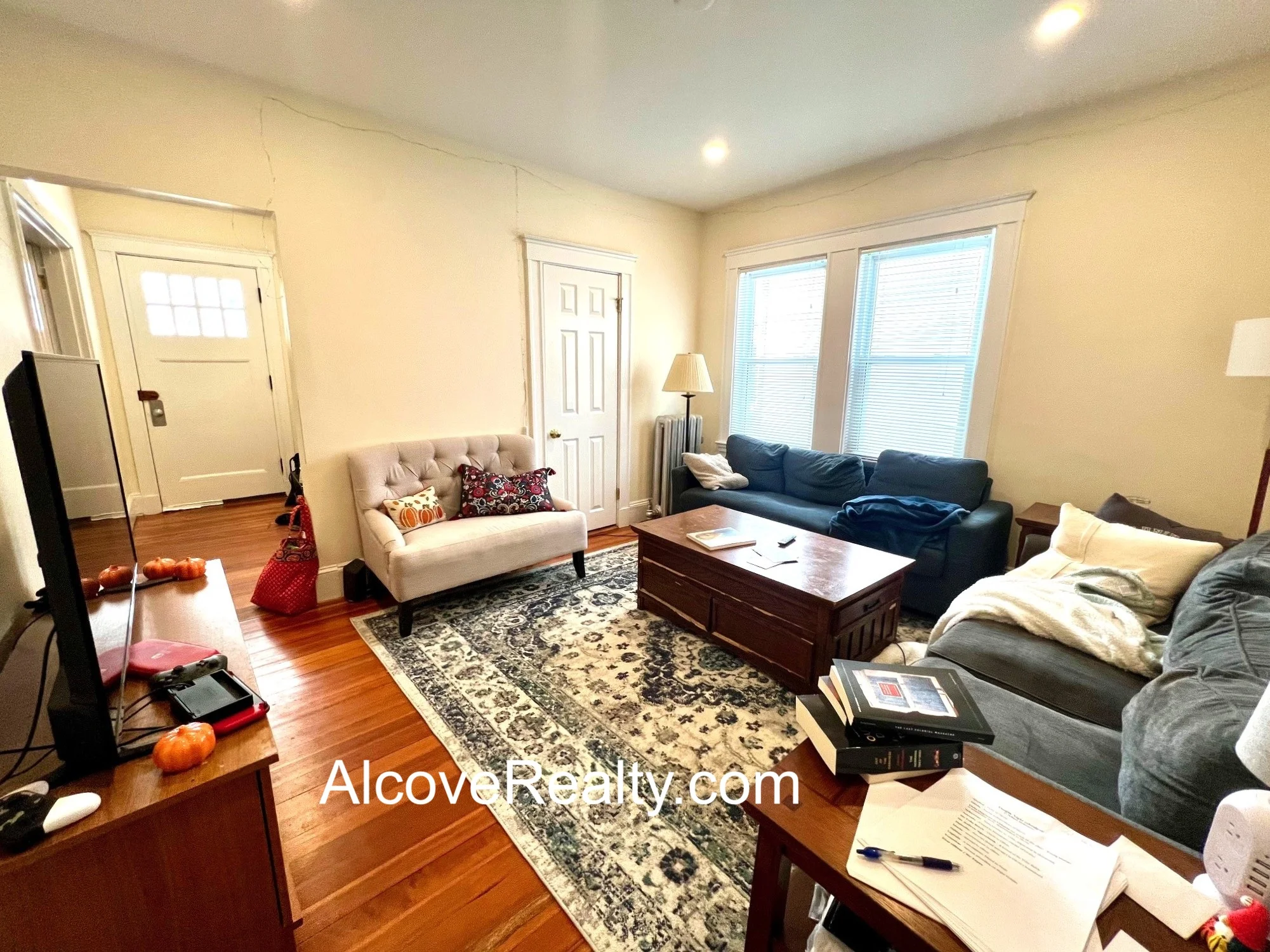 3 bed, 1 bath apartment for rent at 189 Powder House Boulevard Unit 1, West Somerville — photo 1 of 13