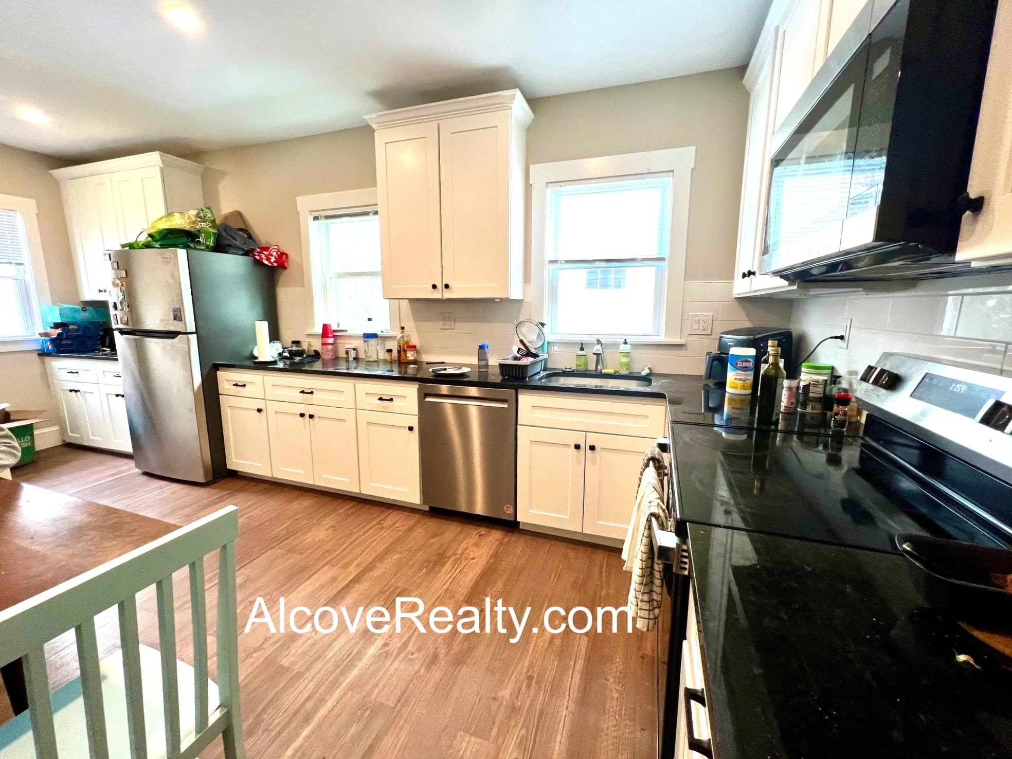 3 bed, 1 bath apartment for rent at 189 Powder House Boulevard Unit 1, West Somerville — photo 3 of 13