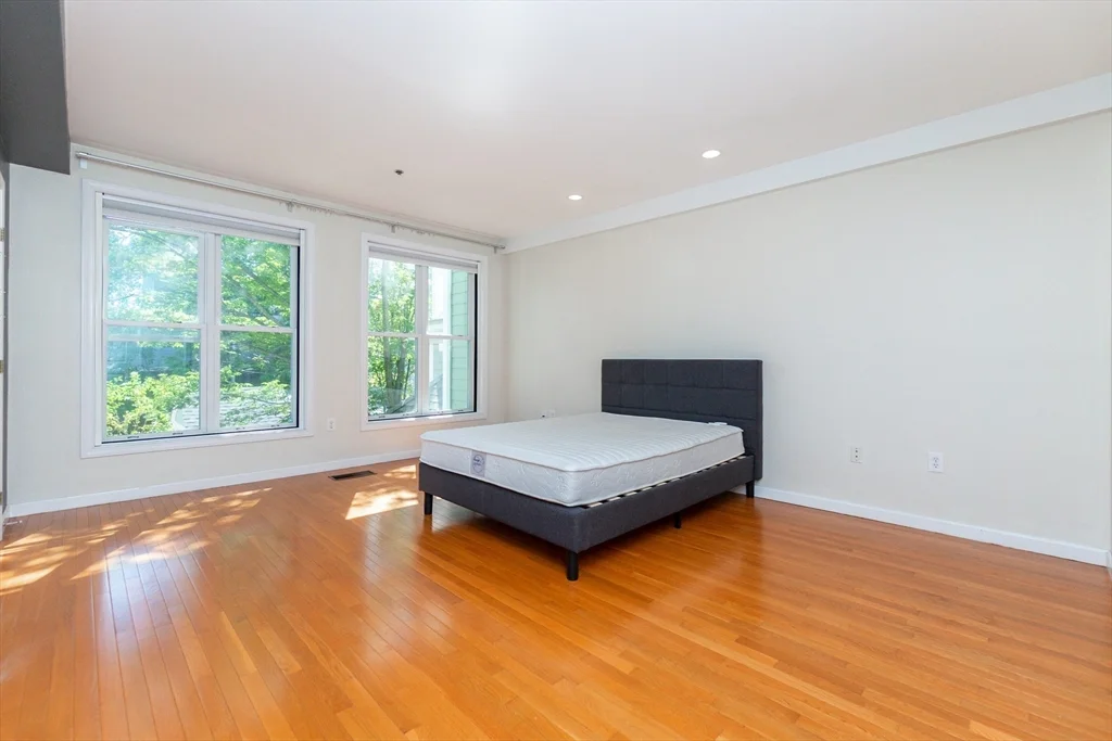 2 bed, 1 bath apartment for rent at 189 Richdale Ave Unit B3, Neighborhood Nine — photo 5 of 24