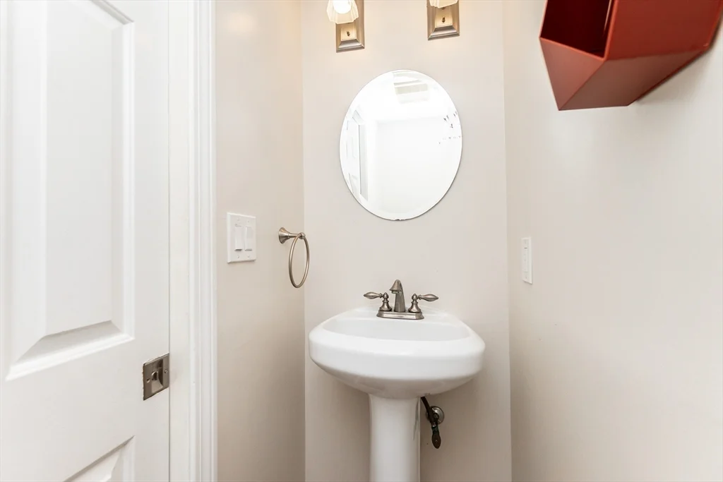 2 bed, 1 bath apartment for rent at 189 Richdale Ave Unit B3, Neighborhood Nine — photo 14 of 24