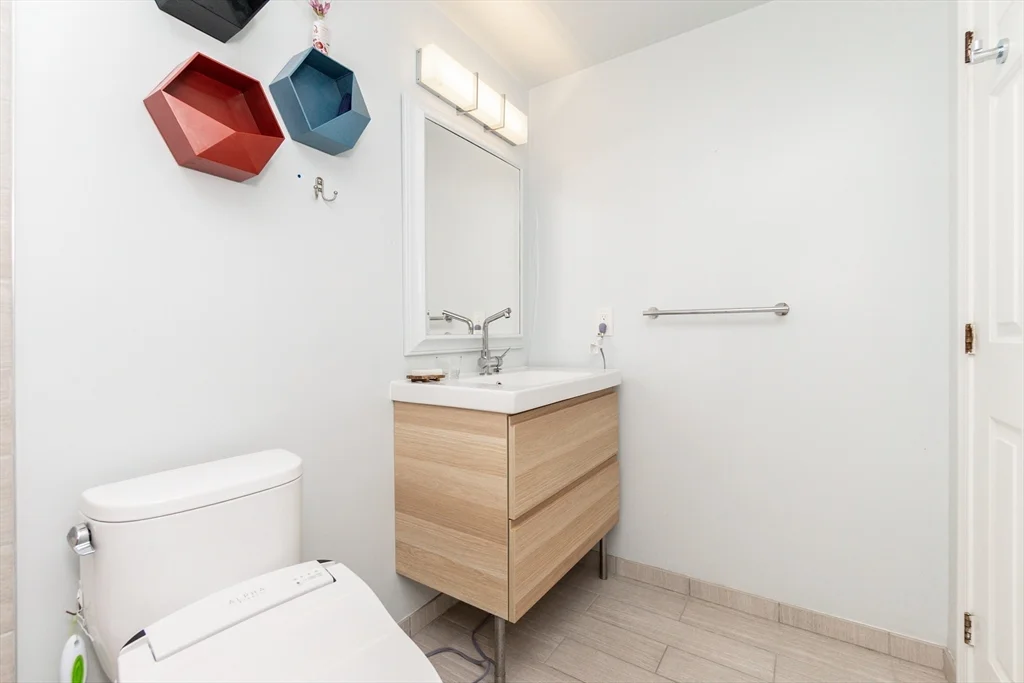 2 bed, 1 bath apartment for rent at 189 Richdale Ave Unit B3, Neighborhood Nine — photo 13 of 24