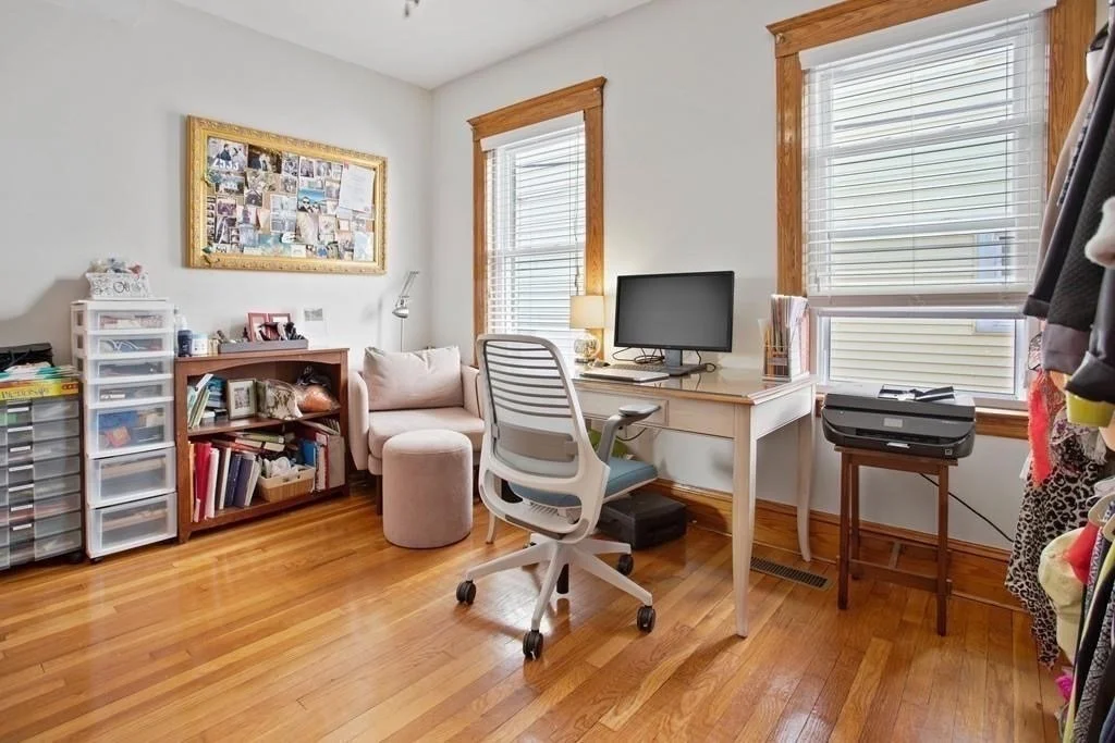 1 bed, 1 bath apartment for rent at 189 Savin Hill Ave Unit 1, Dorchester — photo 10 of 15