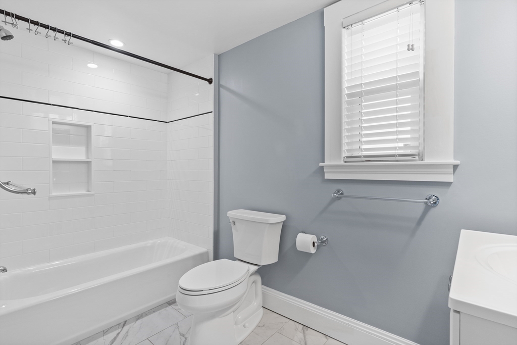 1 bed, 1 bath apartment for rent at 189 Sherman St Unit 189, North Cambridge — photo 15 of 20