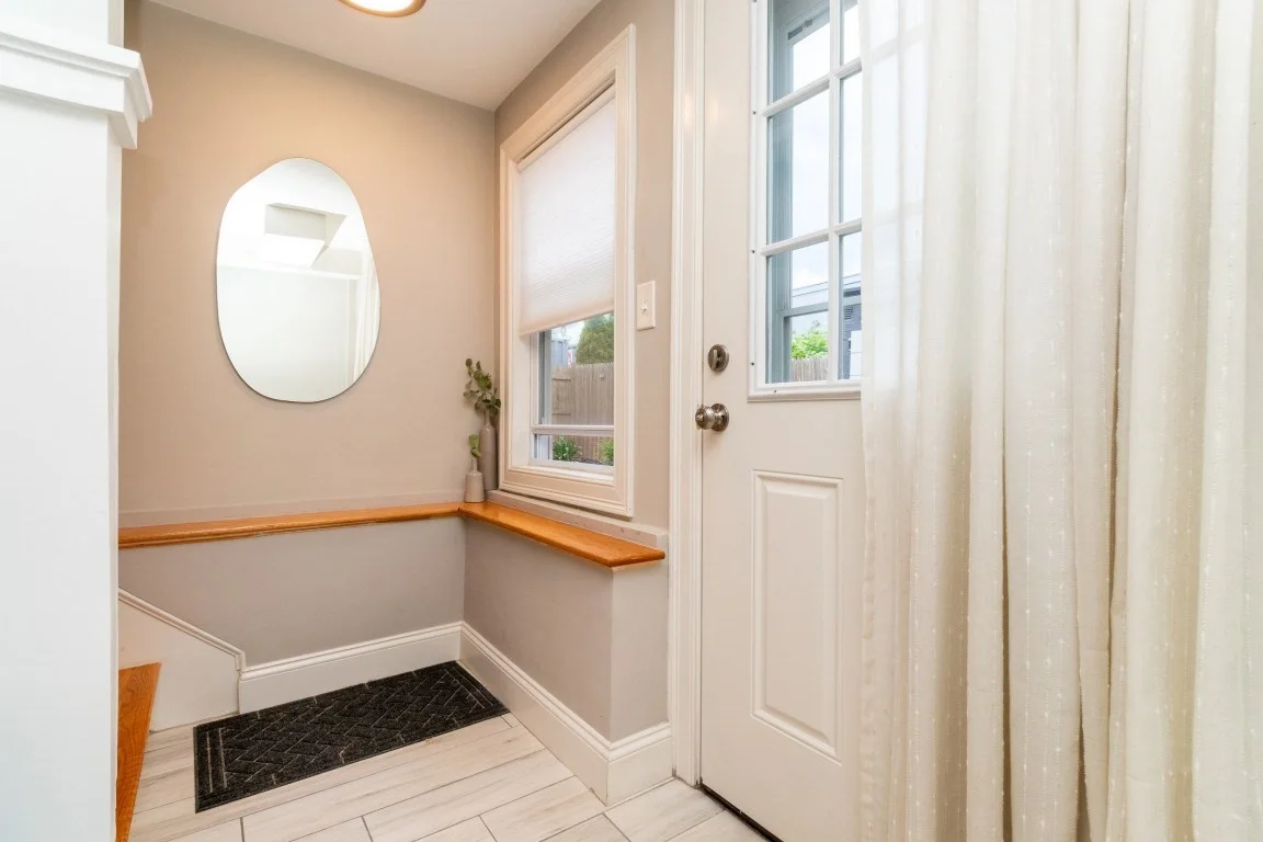 3 bed, 2 bath apartment for rent at 189 Shirley Unit 1a, Winthrop — photo 10 of 10