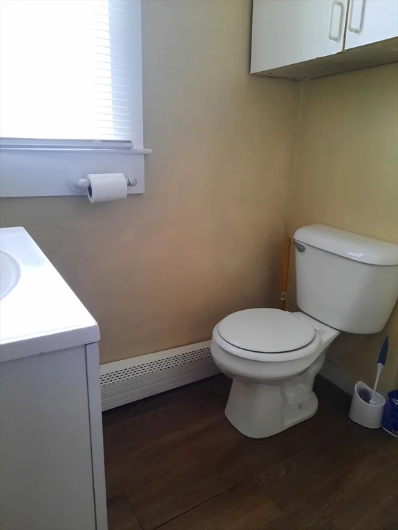 2 bed, 1 bath apartment for rent at 189 Standish Ave Unit 2S, Plymouth — photo 6 of 6