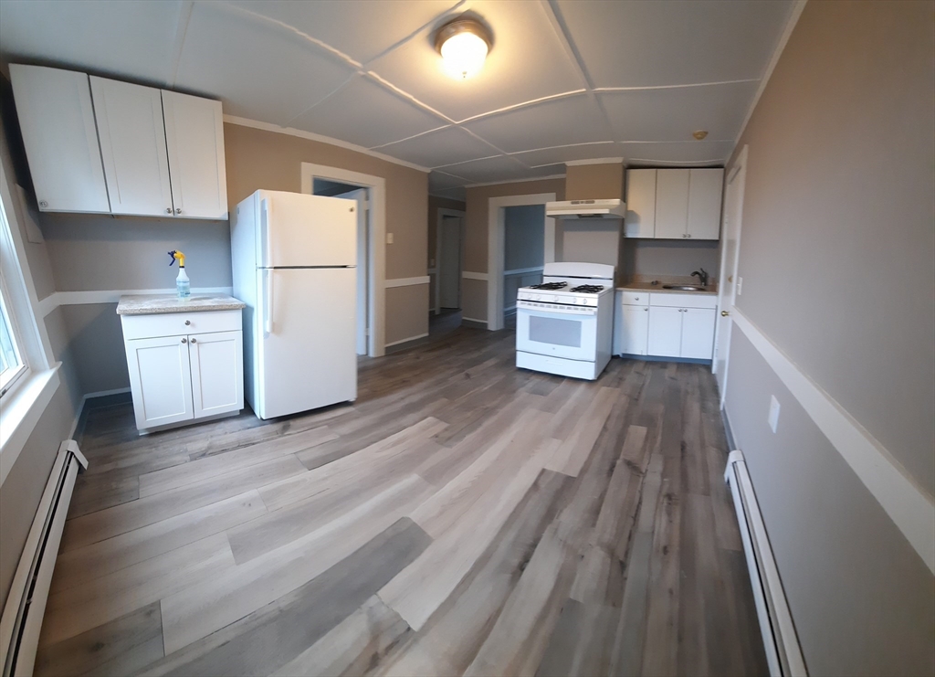 2 bed, 1 bath apartment for rent at 189 Standish Ave Unit 3S, Plymouth