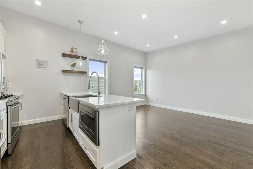 2 bed, 2 bath apartment for rent at 189 Trenton St Unit 6, East Boston — photo 4 of 21