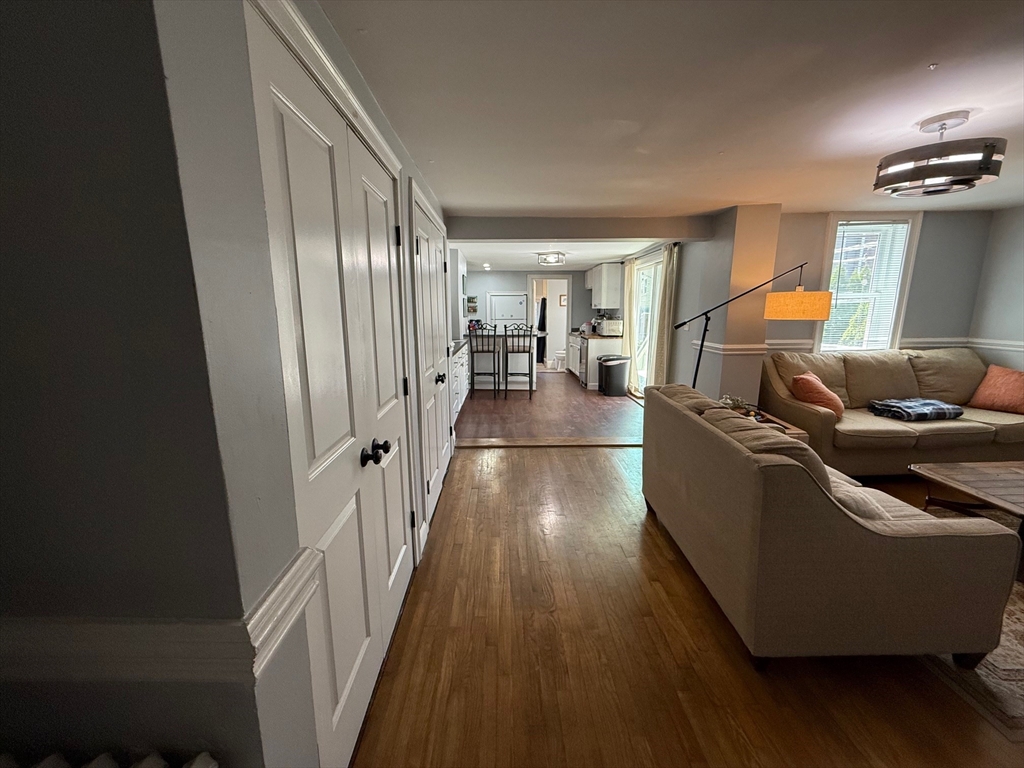 4 bed, 2 bath apartment for rent at 189 W Sixth St Unit -, South Boston — photo 4 of 35