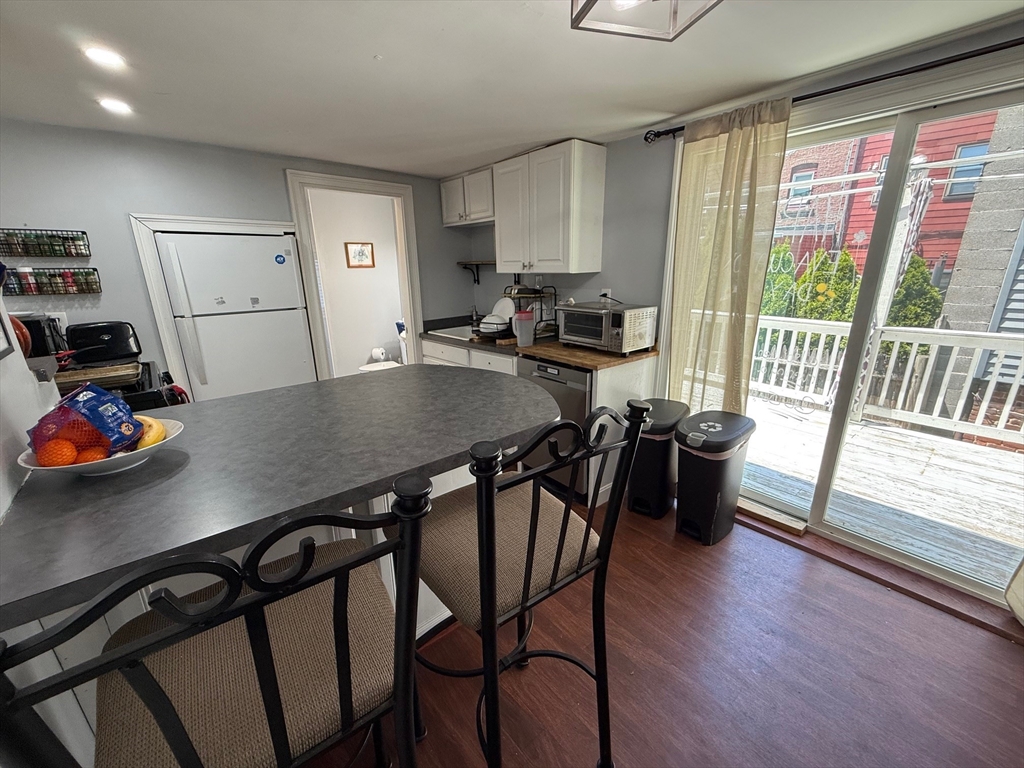 4 bed, 2 bath apartment for rent at 189 W Sixth St Unit -, South Boston — photo 11 of 35