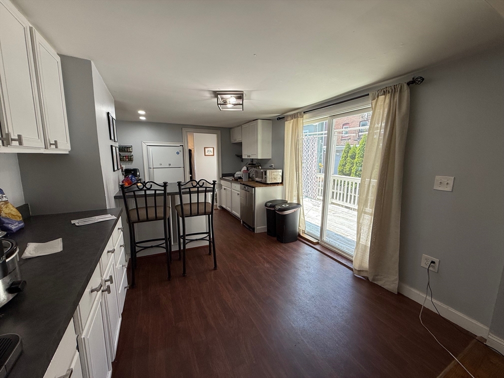 4 bed, 2 bath apartment for rent at 189 W Sixth St Unit -, South Boston — photo 9 of 35