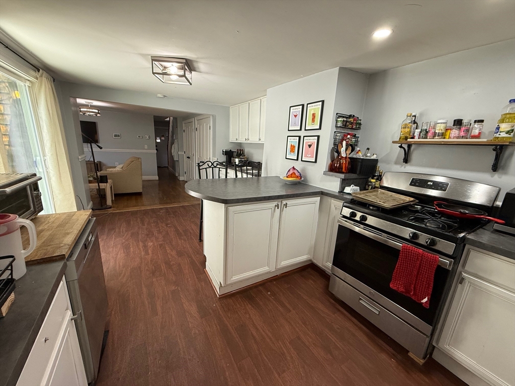 4 bed, 2 bath apartment for rent at 189 W Sixth St Unit -, South Boston — photo 12 of 35