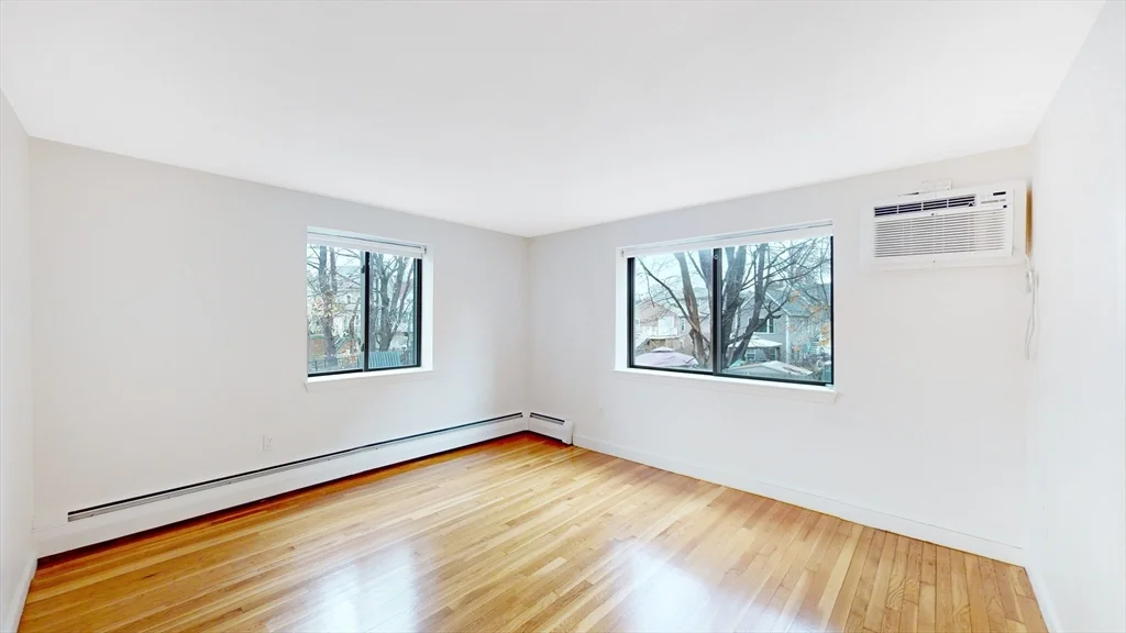 2 bed, 1 bath apartment for rent at 189 West Wyoming Ave Unit 22, Melrose — photo 12 of 20