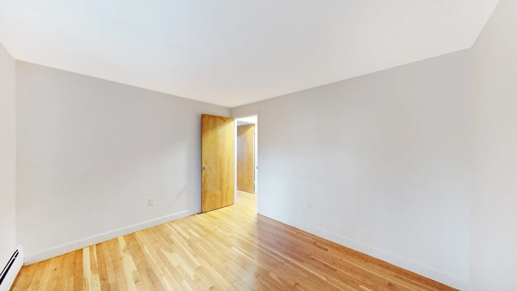 2 bed, 1 bath apartment for rent at 189 West Wyoming Ave Unit 22, Melrose — photo 15 of 20