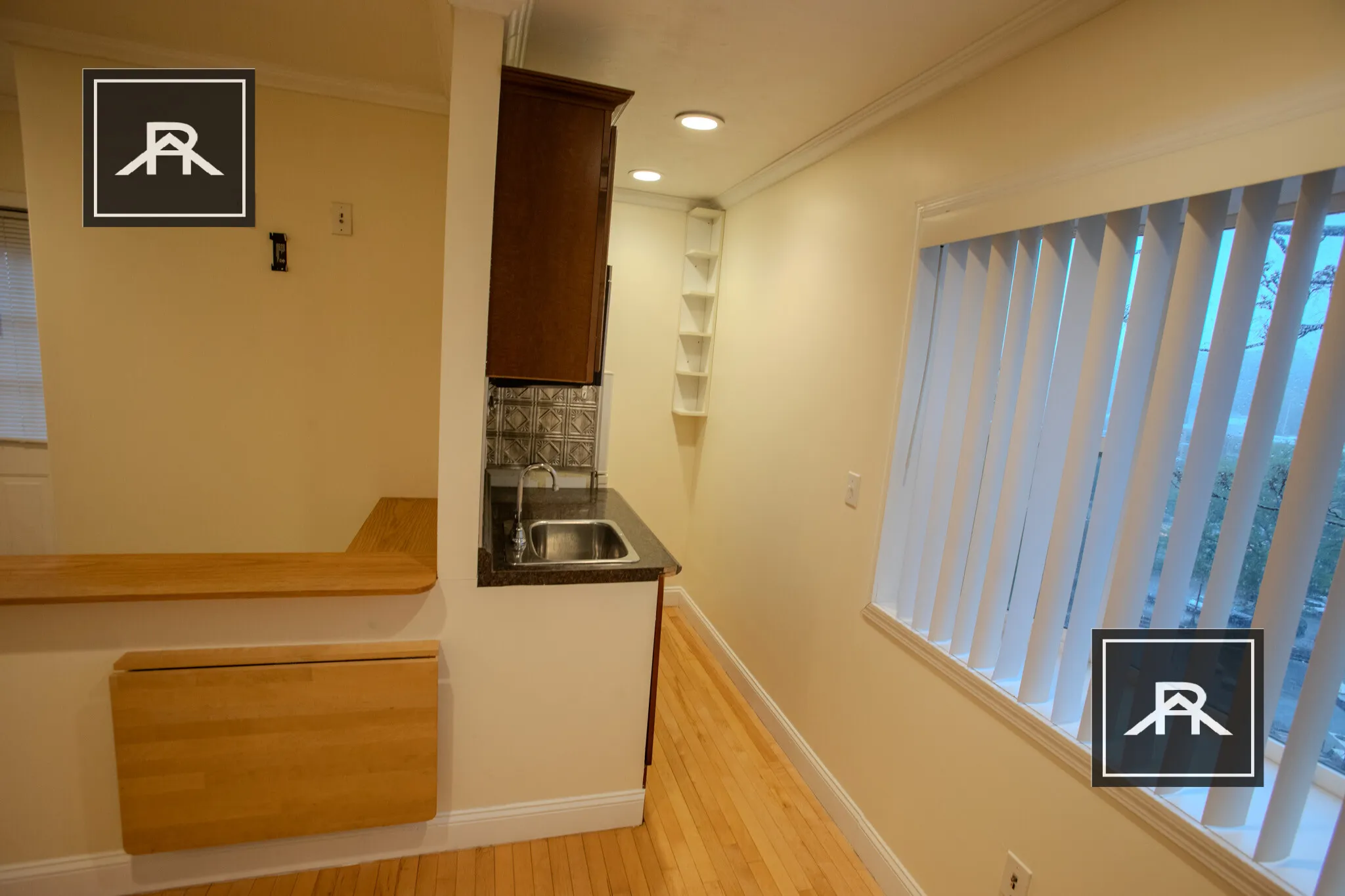3 bed, 2 bath apartment for rent at 189 Winthrop Rd Unit 6, Aspinwall Hill — photo 8 of 12