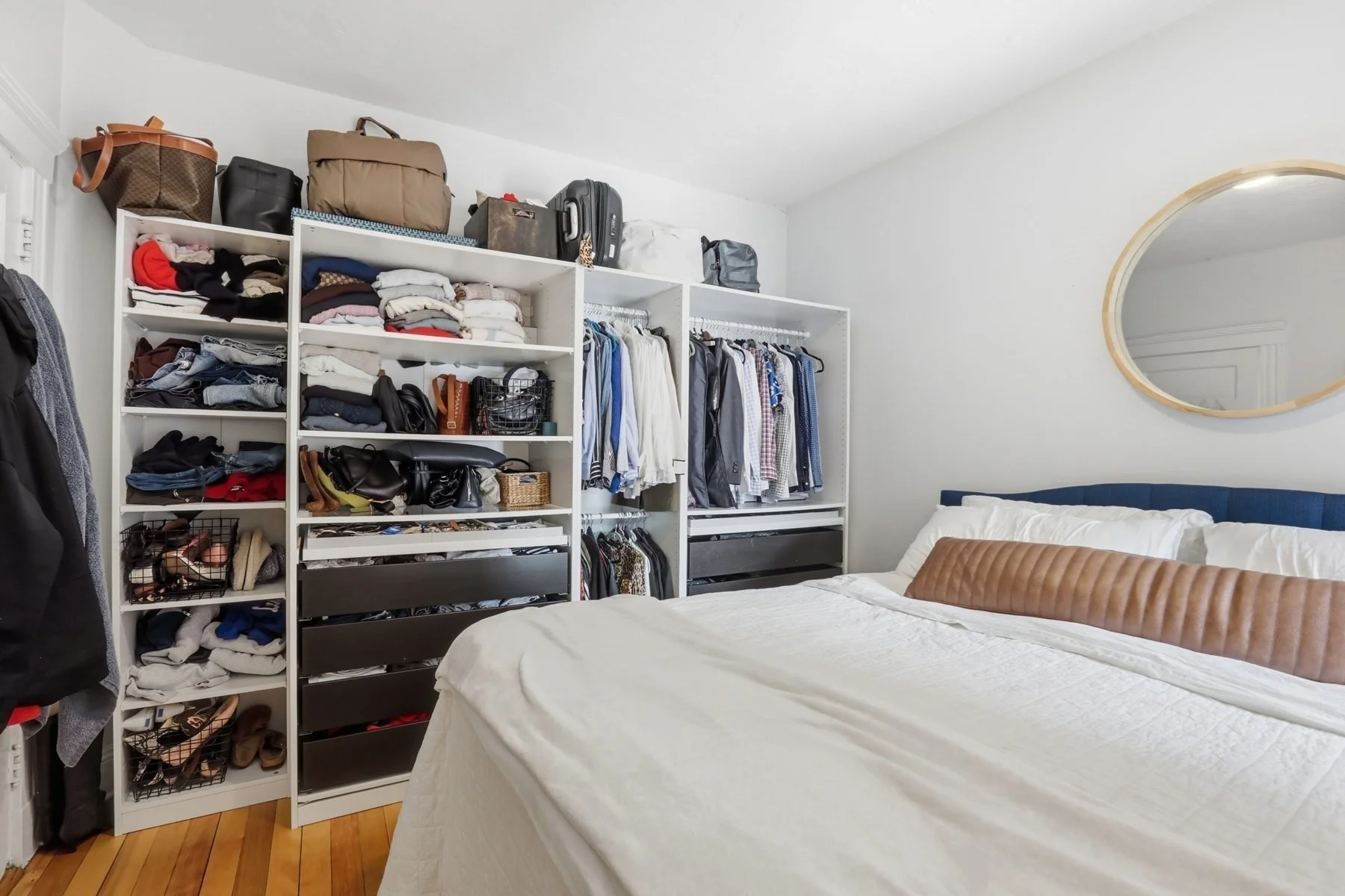 3 bed, 2 bath apartment for rent at 1896 Beacon St Unit 3A, Brookline Hills — photo 9 of 26