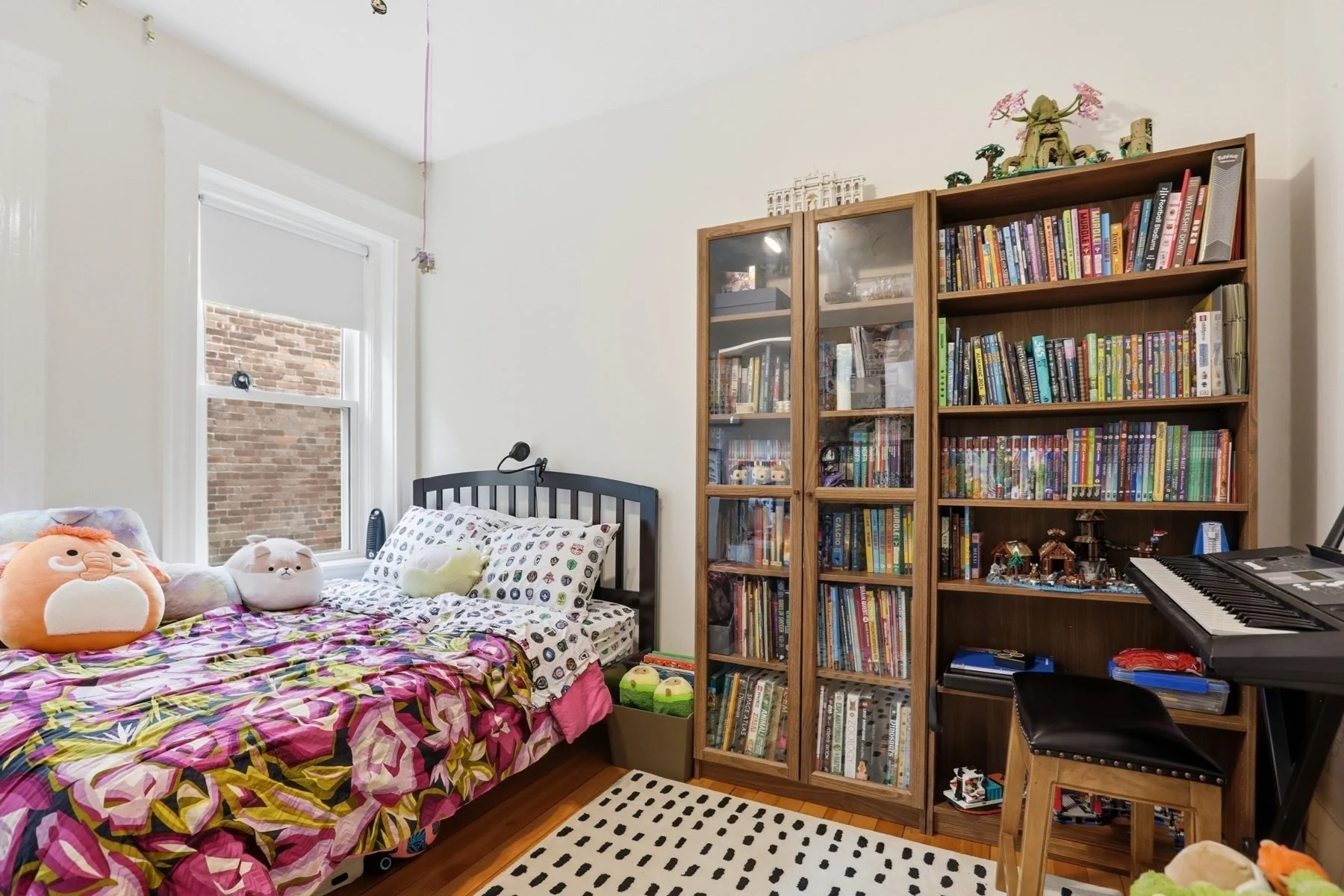3 bed, 2 bath apartment for rent at 1896 Beacon St Unit 3A, Brookline Hills — photo 11 of 26