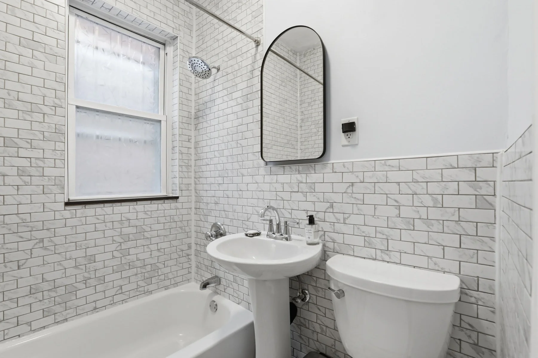 3 bed, 2 bath apartment for rent at 1896 Beacon St Unit 3A, Brookline Hills — photo 10 of 26