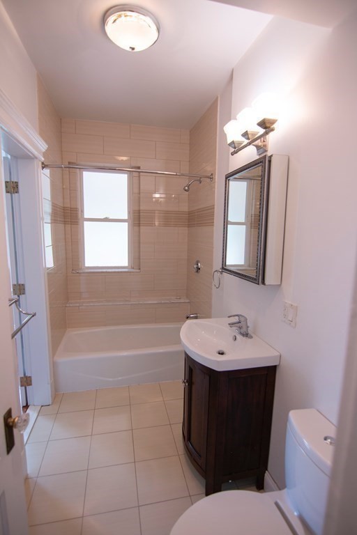 3 bed, 2 bath apartment for rent at 1897 Beacon St Unit 3, Brookline — photo 14 of 18