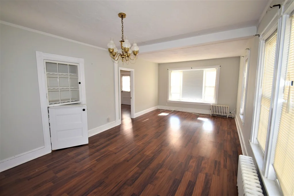 3 bed, 1 bath apartment for rent at 1899 Hyde Park Ave Unit 2, Hyde Park — photo 1 of 7