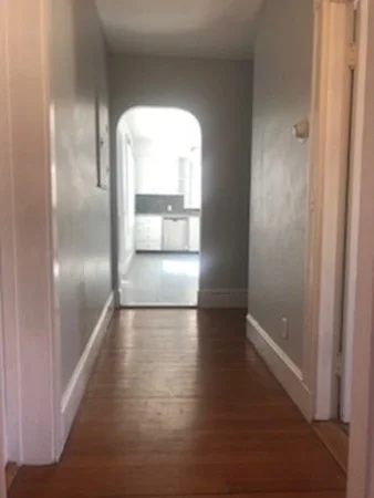 3 bed, 1 bath apartment for rent at 1899 Hyde Park Ave Unit 2, Hyde Park — photo 6 of 7