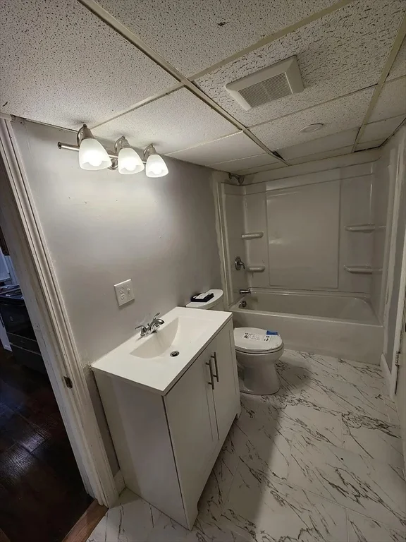 2 bed, 1 bath apartment for rent at 18A Central St Unit B, Woburn — photo 9 of 11