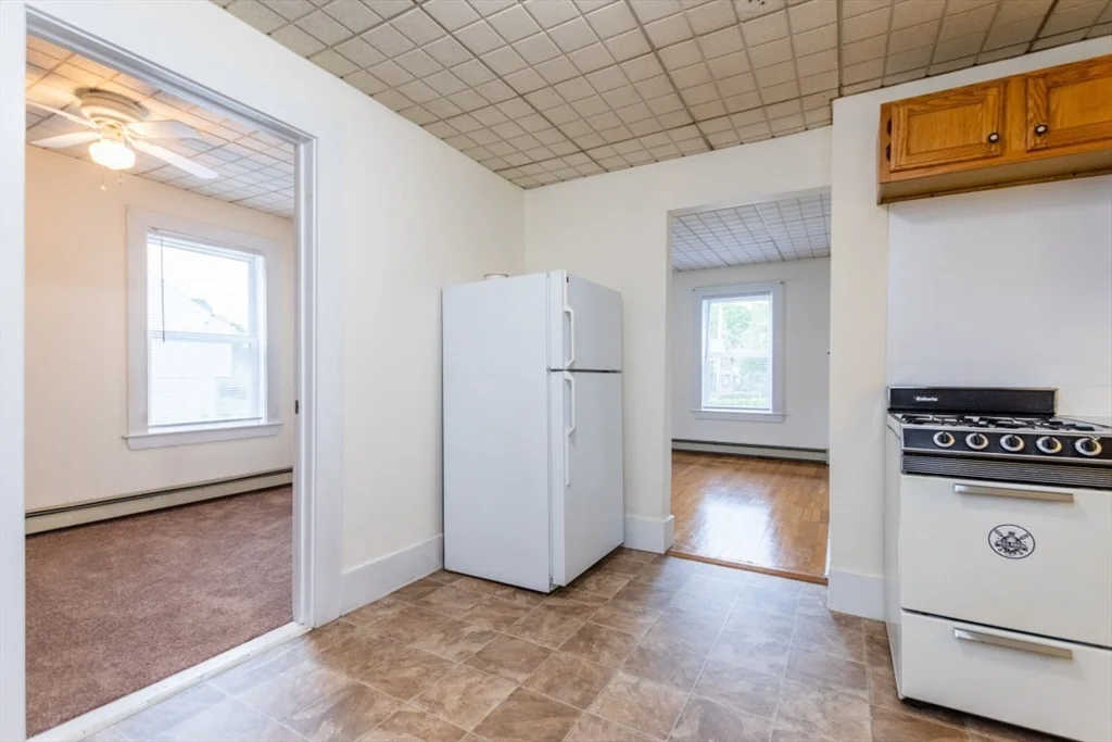 1 bed, 1 bath apartment for rent at 19-1 Spring St Unit 1, Stoneham — photo 12 of 38