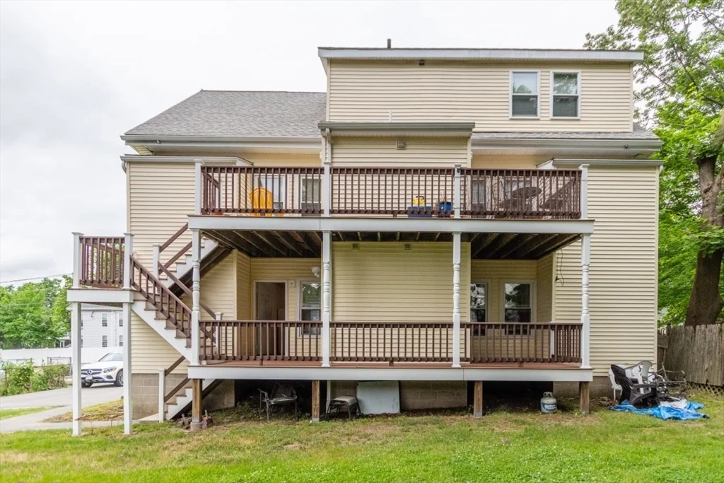 1 bed, 1 bath apartment for rent at 19-1 Spring St Unit 1, Stoneham — photo 26 of 38
