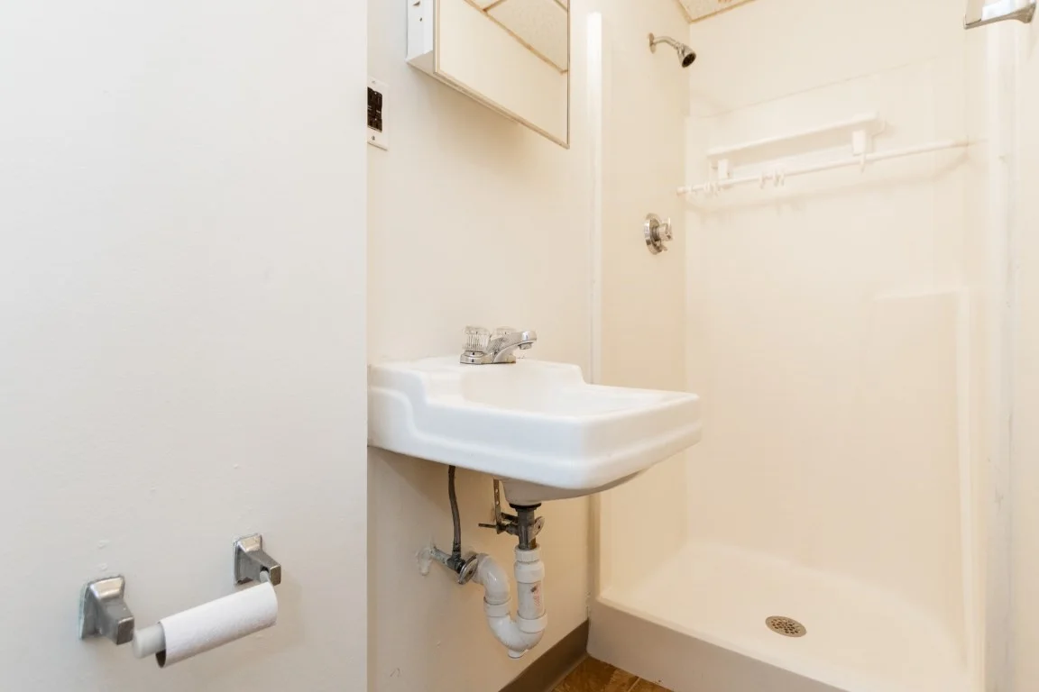 1 bed, 1 bath apartment for rent at 19-1 Spring St Unit 1, Stoneham — photo 27 of 39