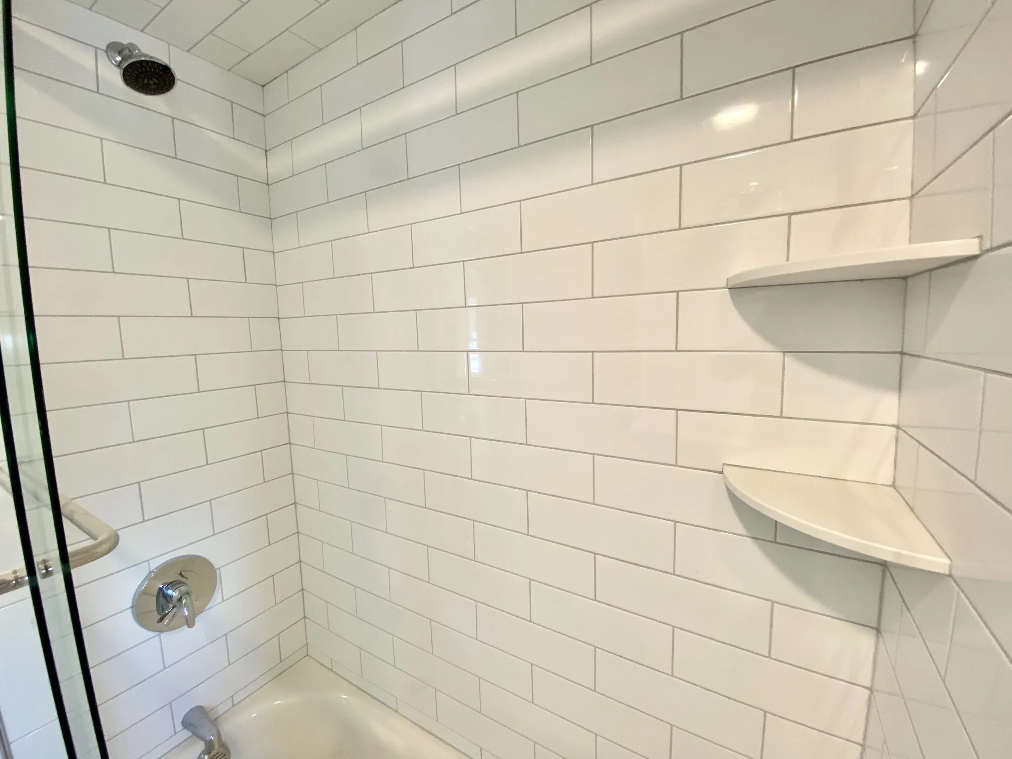 3 bed, 1.5 bath apartment for rent at 19-21 Bellevue St Unit 3, Banks Square — photo 15 of 25