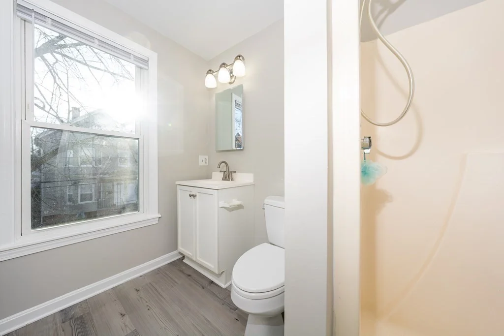 4 bed, 2 bath apartment for rent at 19 21 Everett Ave Unit 2, Davis Square — photo 7 of 15