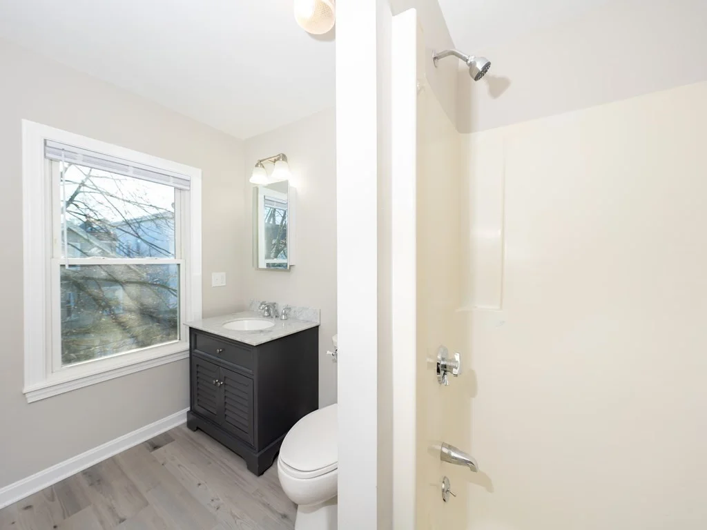 4 bed, 2 bath apartment for rent at 19 21 Everett Ave Unit 2, Davis Square — photo 11 of 15