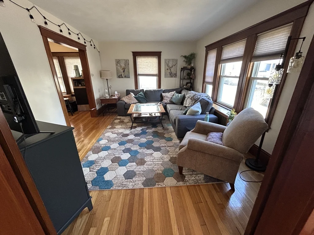 2 bed, 1 bath apartment for rent at 19-21 Virgil Rd Unit 1, West Roxbury — photo 9 of 13