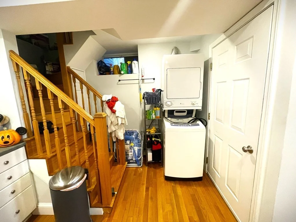 2 bed, 1 bath apartment for rent at 19 Abbottsford Rd Unit 3, Coolidge Corner — photo 8 of 13