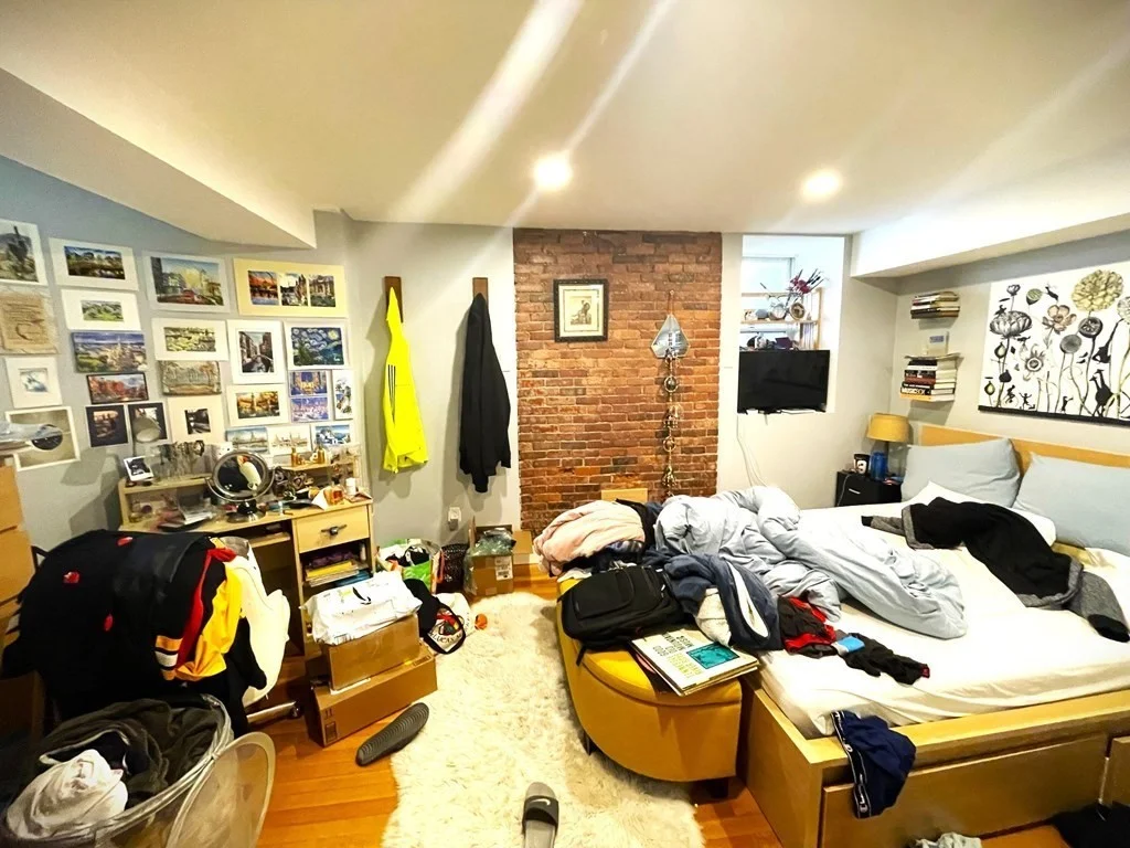 2 bed, 1 bath apartment for rent at 19 Abbottsford Rd Unit 3, Coolidge Corner — photo 10 of 13