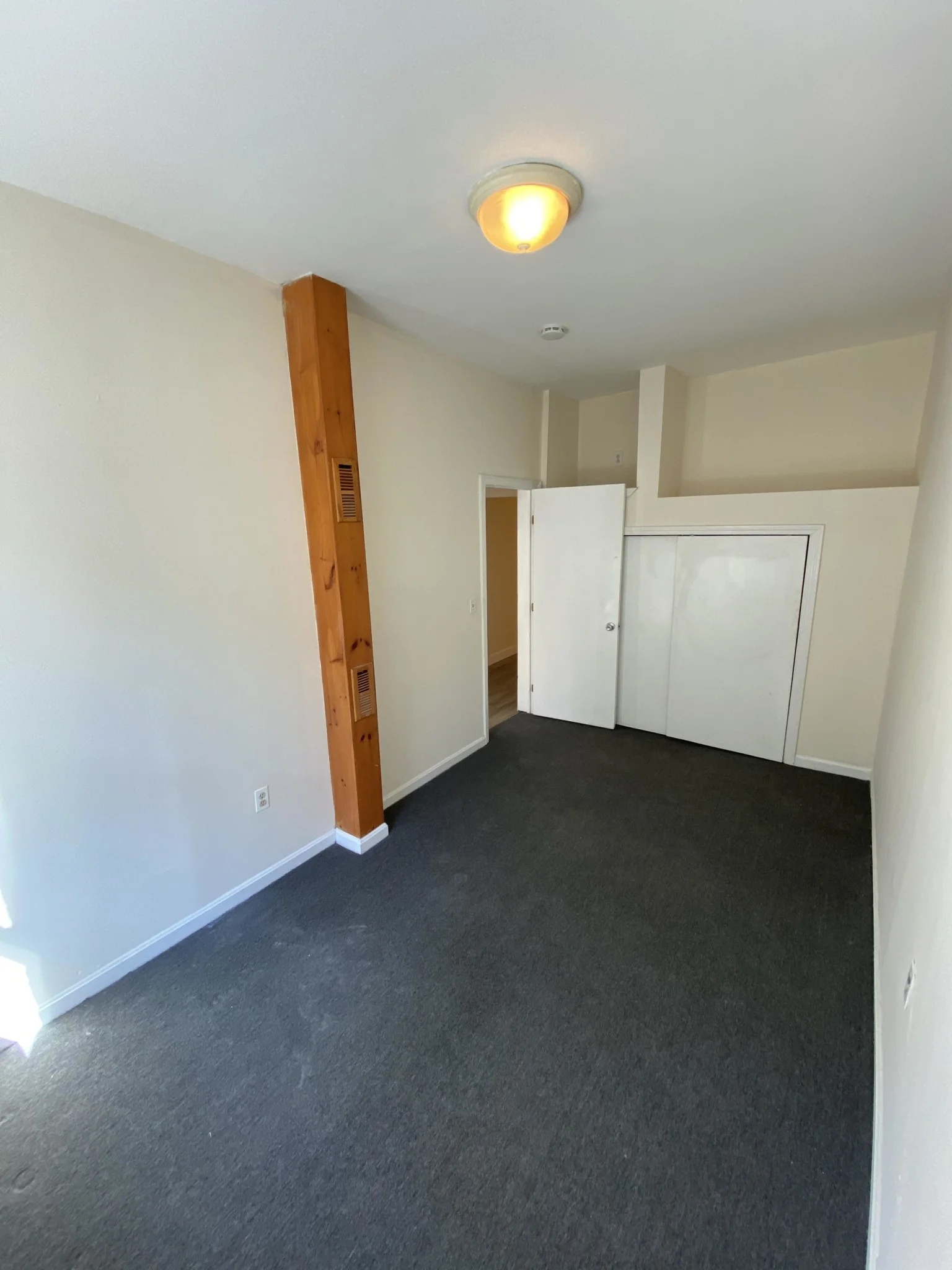 3 bed, 1.5 bath apartment for rent at 19 Aberdeen St Unit 4, Fenway — photo 5 of 7