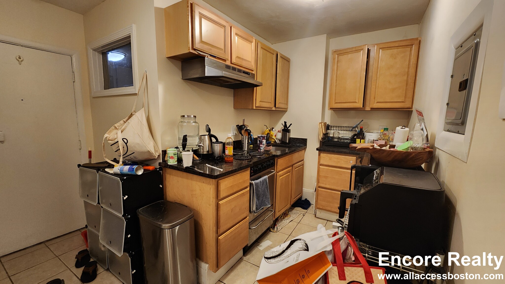 3 bed, 1.5 bath apartment for rent at 19 Aberdeen St Unit 6, Fenway — photo 2 of 41