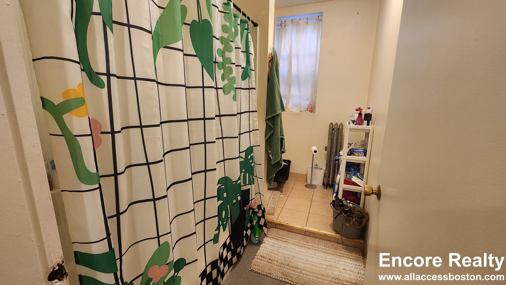 3 bed, 1.5 bath apartment for rent at 19 Aberdeen St Unit 6, Fenway — photo 8 of 41