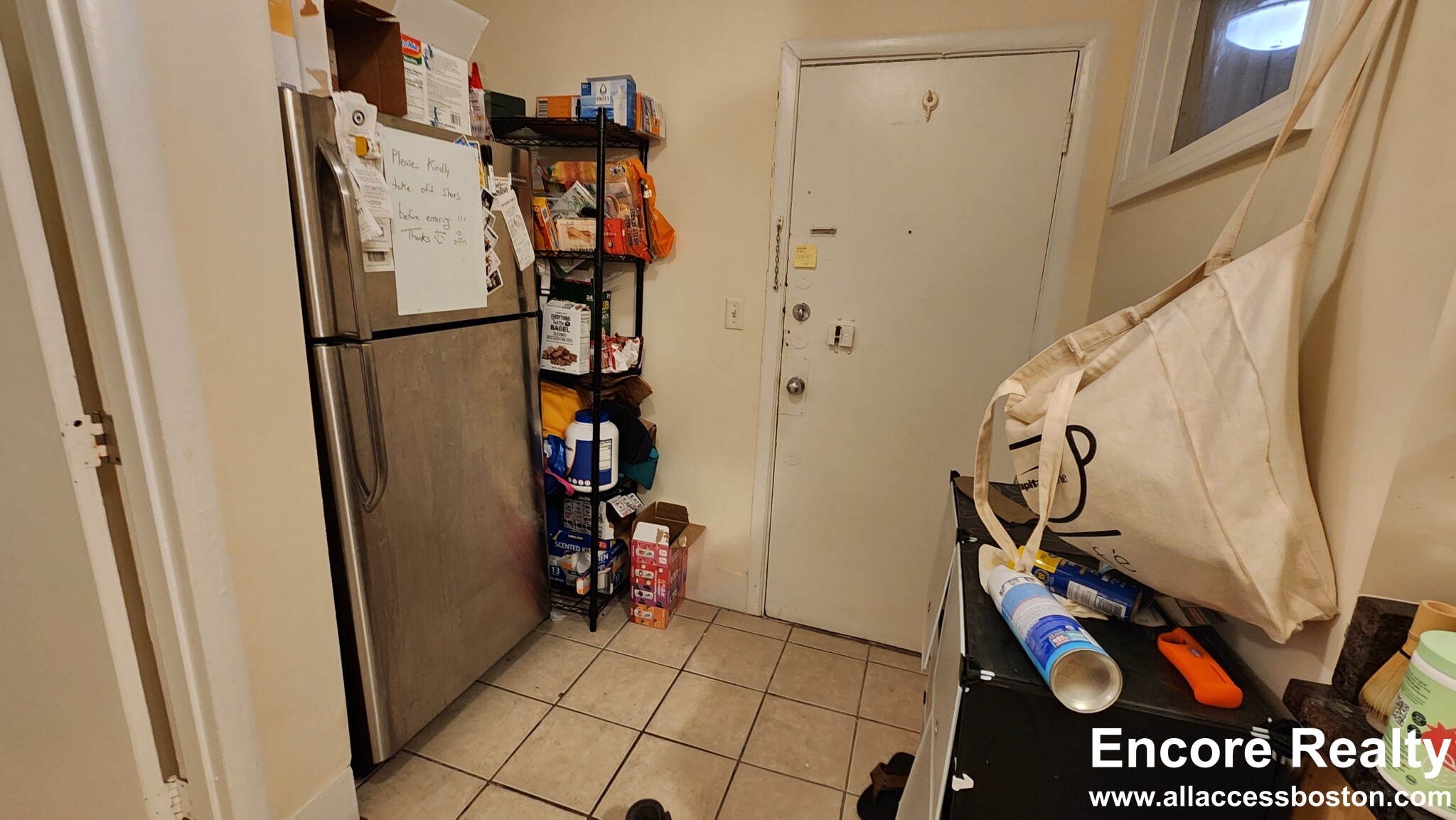 3 bed, 1.5 bath apartment for rent at 19 Aberdeen St Unit 6, Fenway — photo 5 of 41