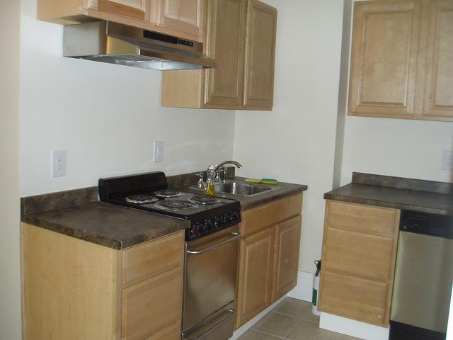 3 bed, 1.5 bath apartment for rent at 19 Aberdeen St Unit 6, Fenway — photo 35 of 41