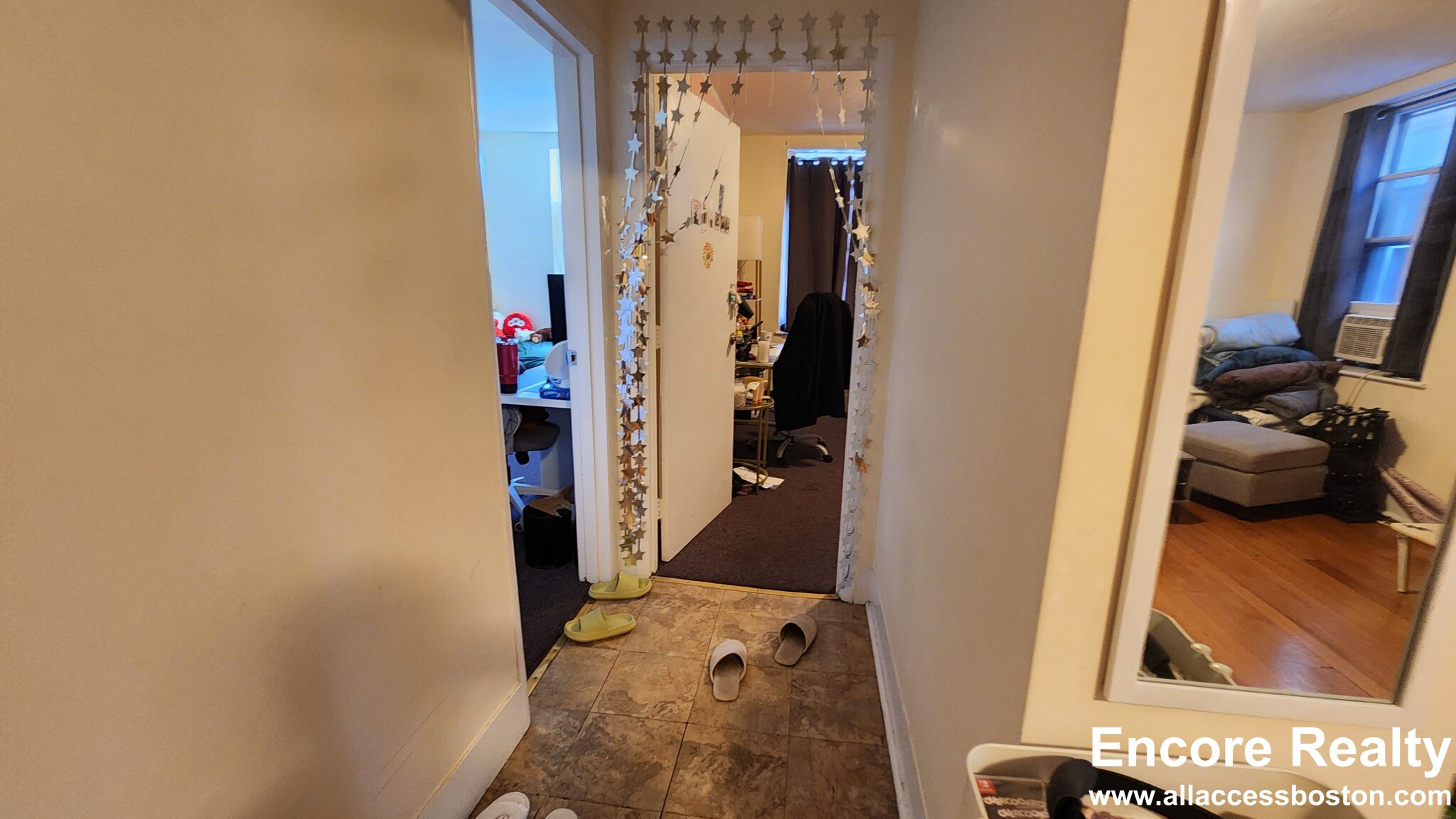 3 bed, 1.5 bath apartment for rent at 19 Aberdeen St Unit 6, Fenway — photo 13 of 41