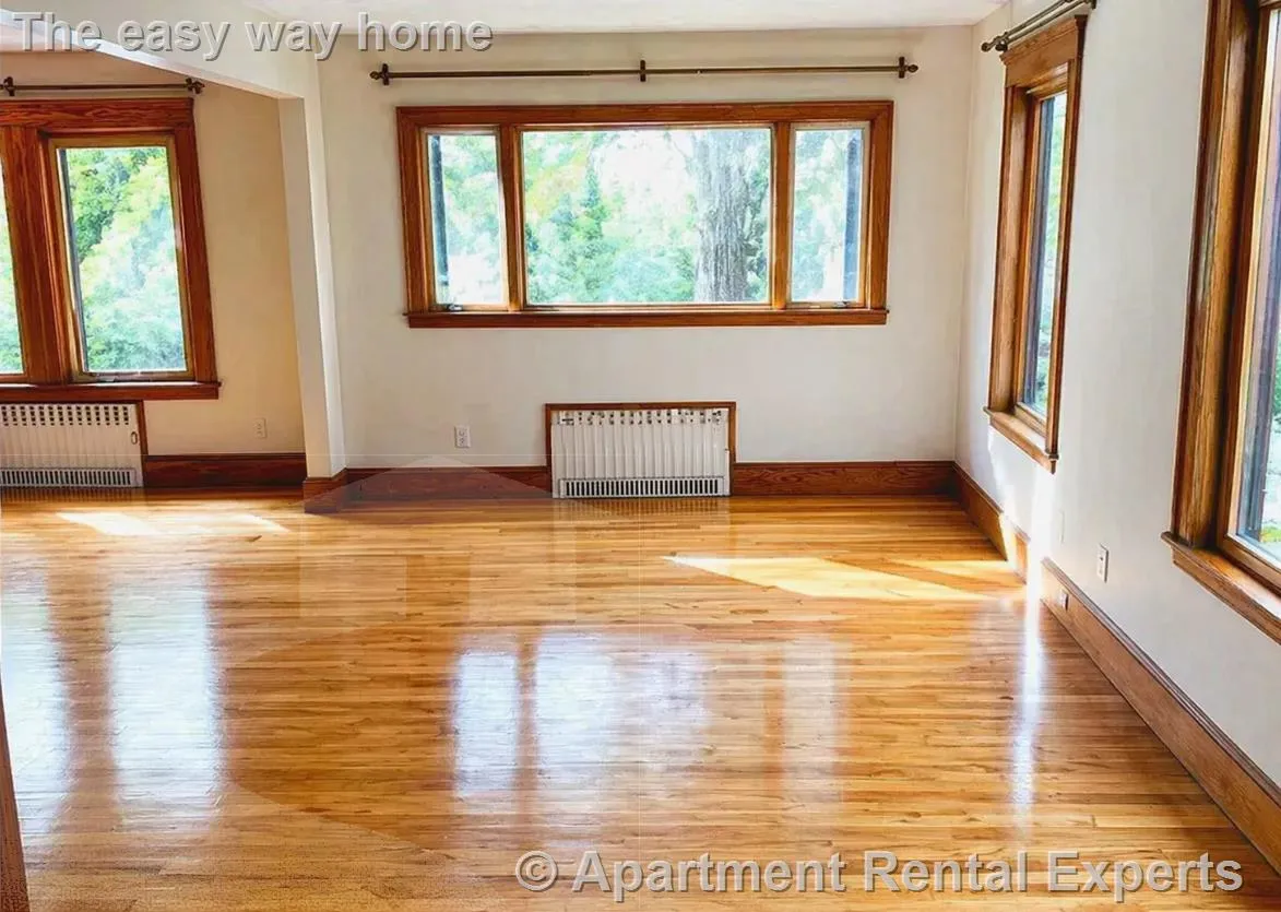 4 bed, 2 bath apartment for rent at 19 Adams St, East Arlington — photo 1 of 21