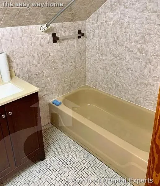 4 bed, 2 bath apartment for rent at 19 Adams St, East Arlington — photo 21 of 21