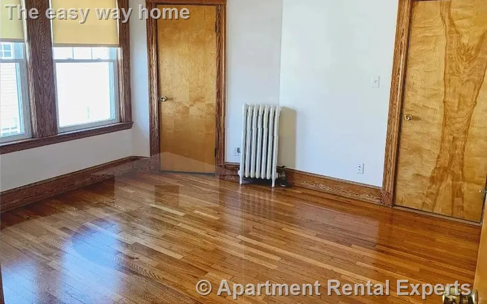 4 bed, 2 bath apartment for rent at 19 Adams St, East Arlington — photo 8 of 21