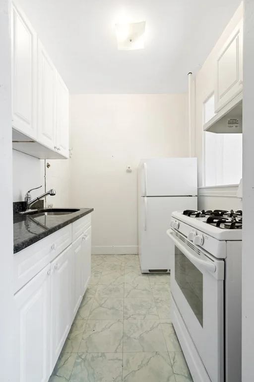 2 bed, 1 bath apartment for rent at 19 Agassiz St Unit 31, Porter Square — photo 3 of 13