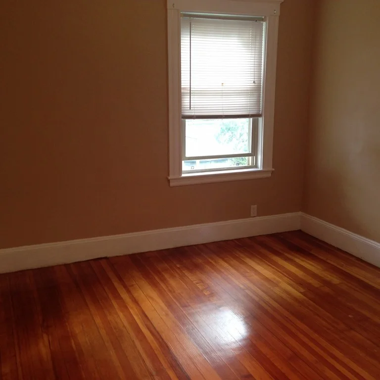 3 bed, 1 bath apartment for rent at 19 Archdale Rd Unit 1, Roslindale — photo 7 of 12