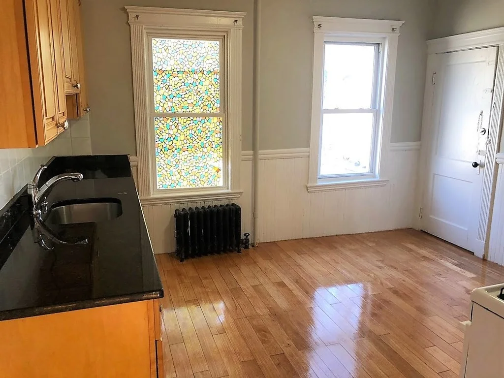 3 bed, 1 bath apartment for rent at 19 Arden St Unit 2, Allston — photo 7 of 8